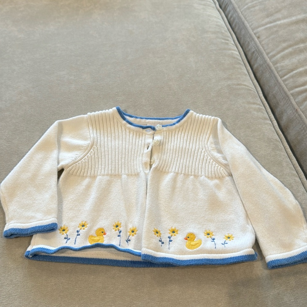 Adorable duck sweater
